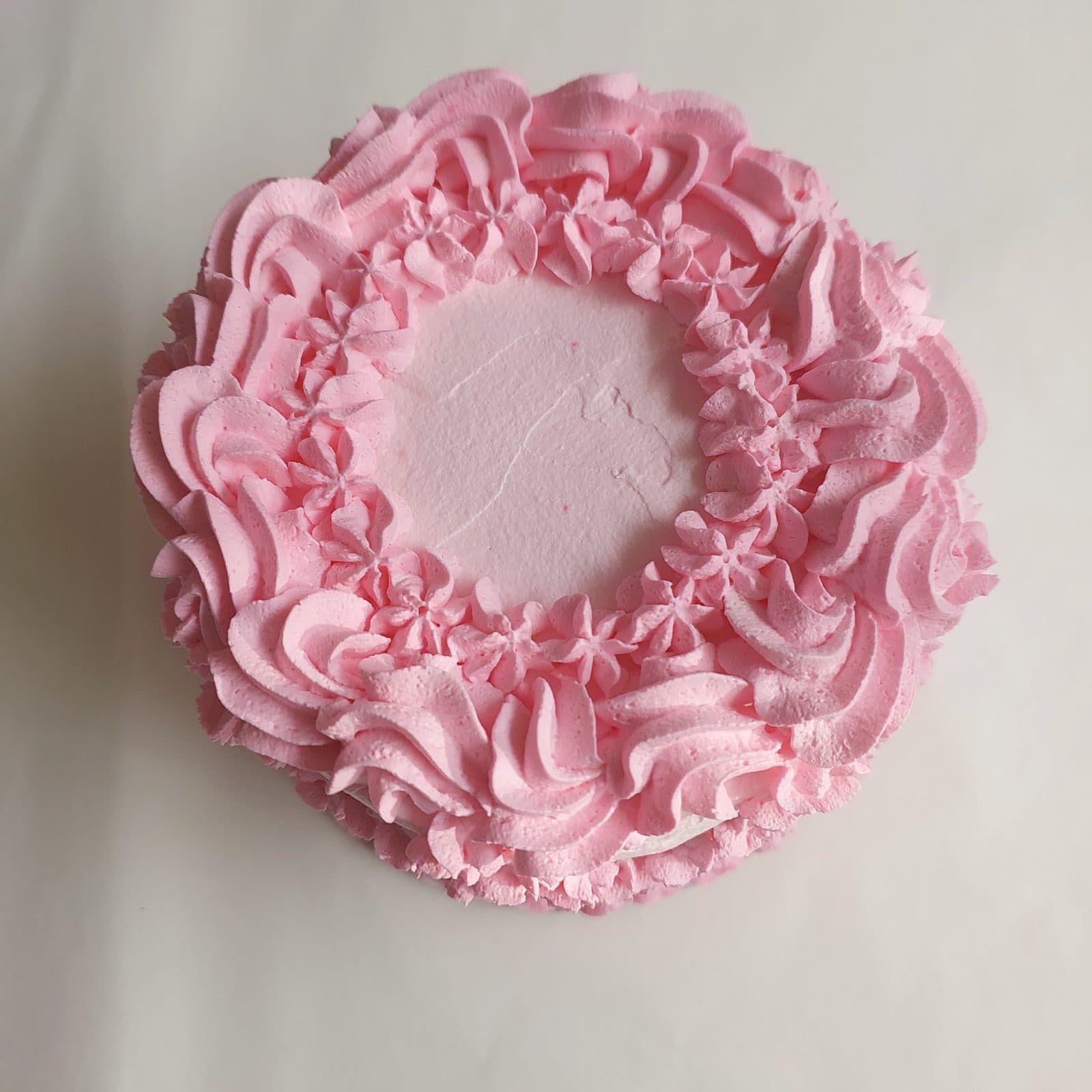 Mini torta decorada con crema chantilly vegetal — foto secundaria